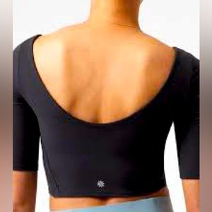 NWT! Athleta Exhilarate crop A-C - size small
